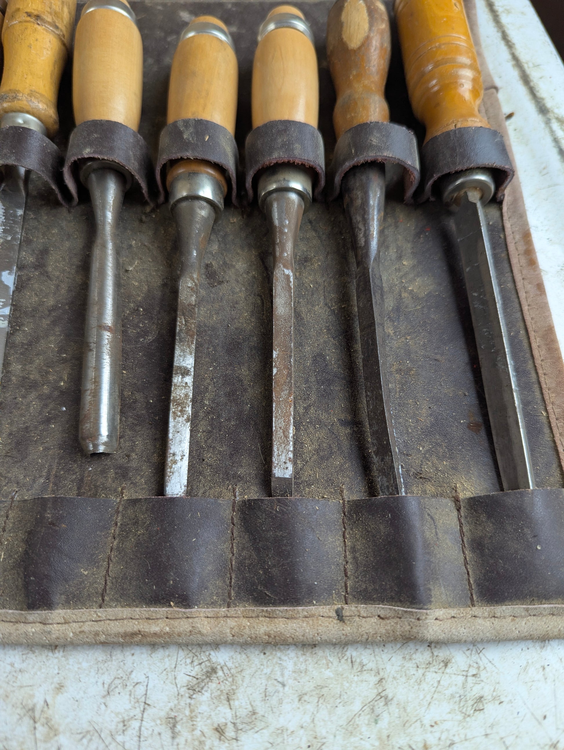 Vintage 12-Piece MOB Chisel Set in Leather Roll
