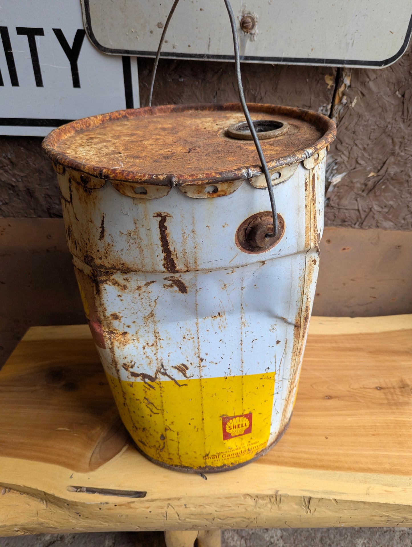 Vintage Shell 5-Liter Oil Pail
