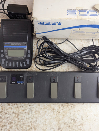 Zoom 9000 Advanced Guitar Effects Processor Complete Set with Pedal, Manual and Box