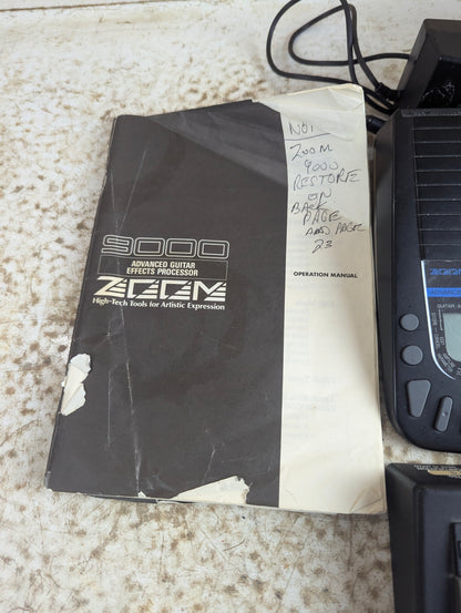 Zoom 9000 Advanced Guitar Effects Processor Complete Set with Pedal, Manual and Box