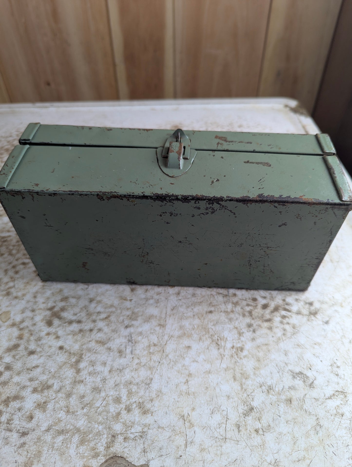 Vintage Parplus Metal 9.5" x 4.5" x 3.5" Storage Box