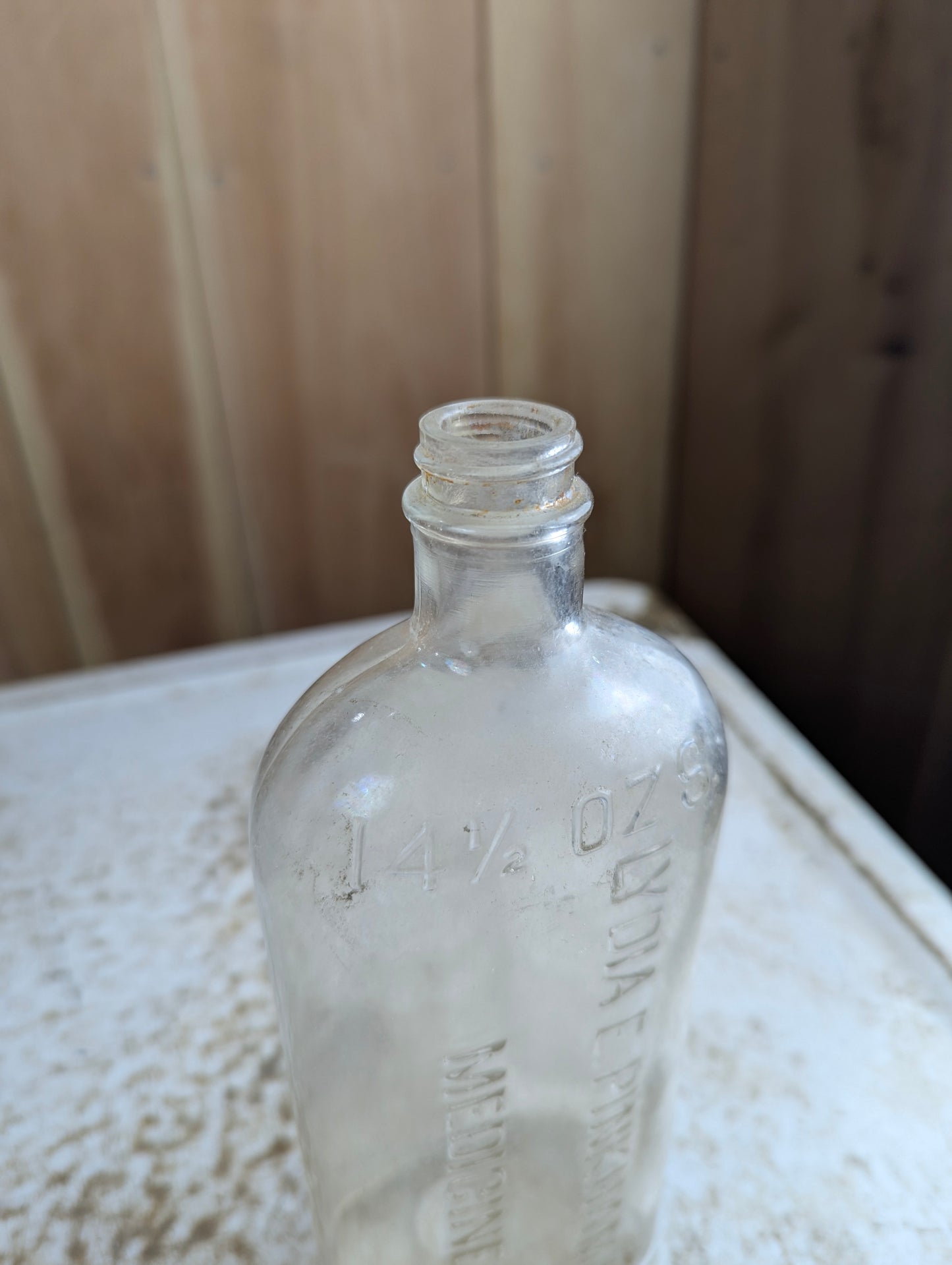 Antique Lydia E. Pinkham's Vegetable Compound Patent Medicine Bottle with Screw Top 14.5oz