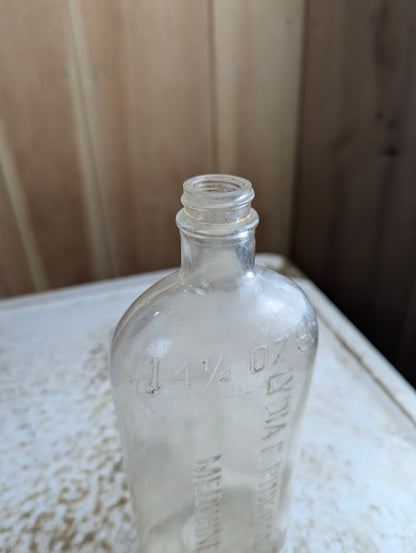 Antique Lydia E. Pinkham's Vegetable Compound Patent Medicine Bottle with Screw Top 14.5oz
