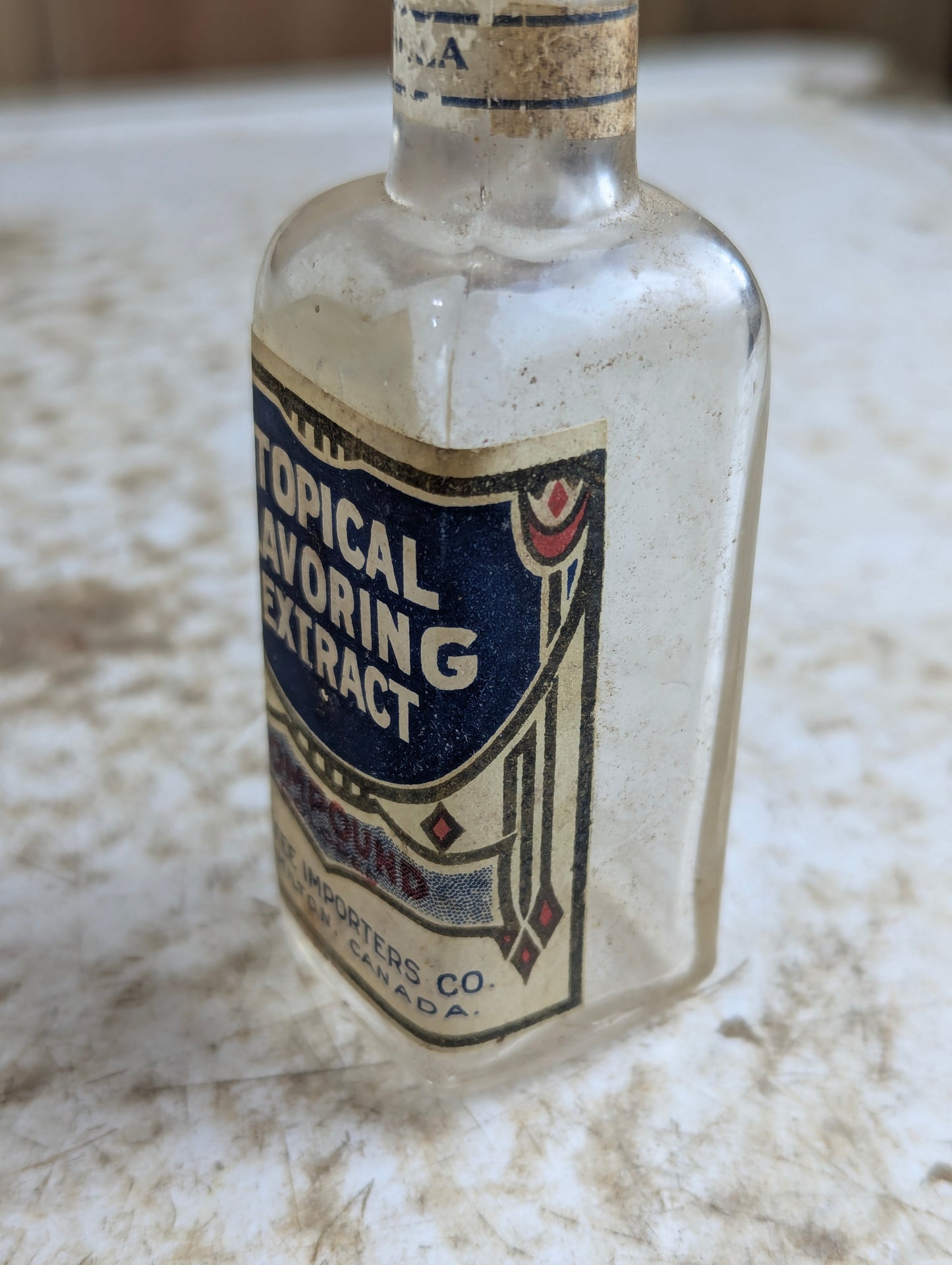 Antique Topical Flavoring Extract Coffee Importers Hamilton Bottle with Original Label