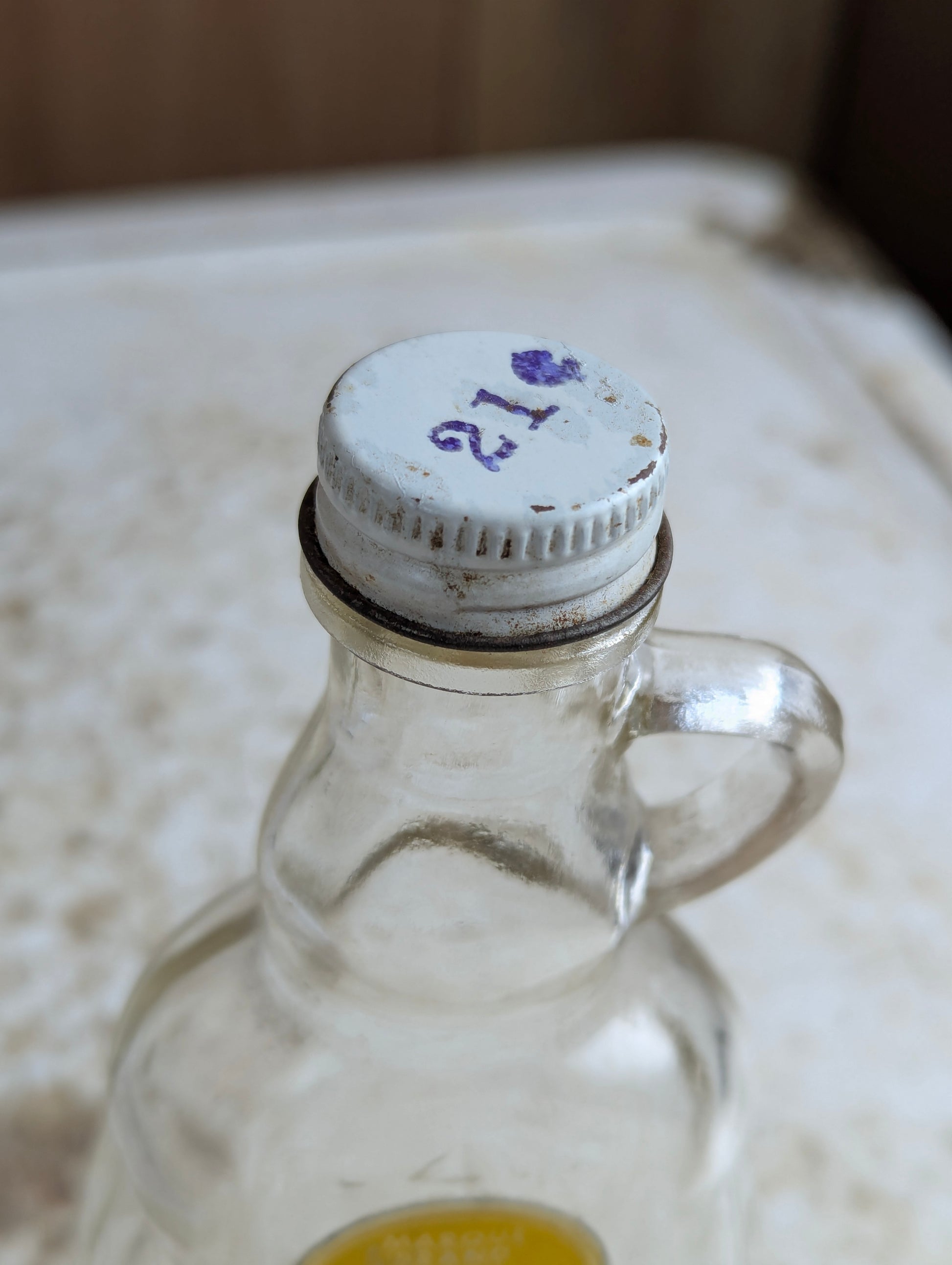 Vintage Glenwood 4oz Artificial Vanila Extract Bottle with Original Lid and Label