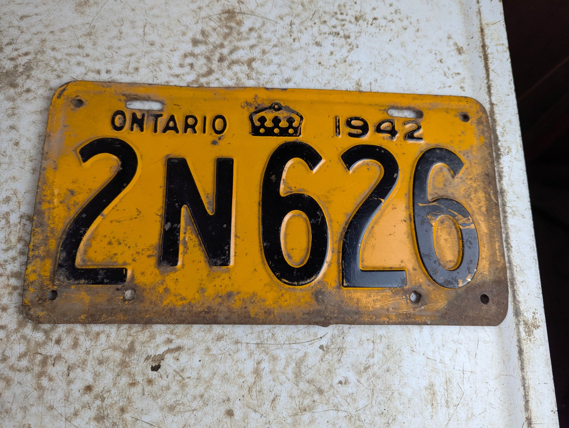 1942 Ontario Wartime License Plate