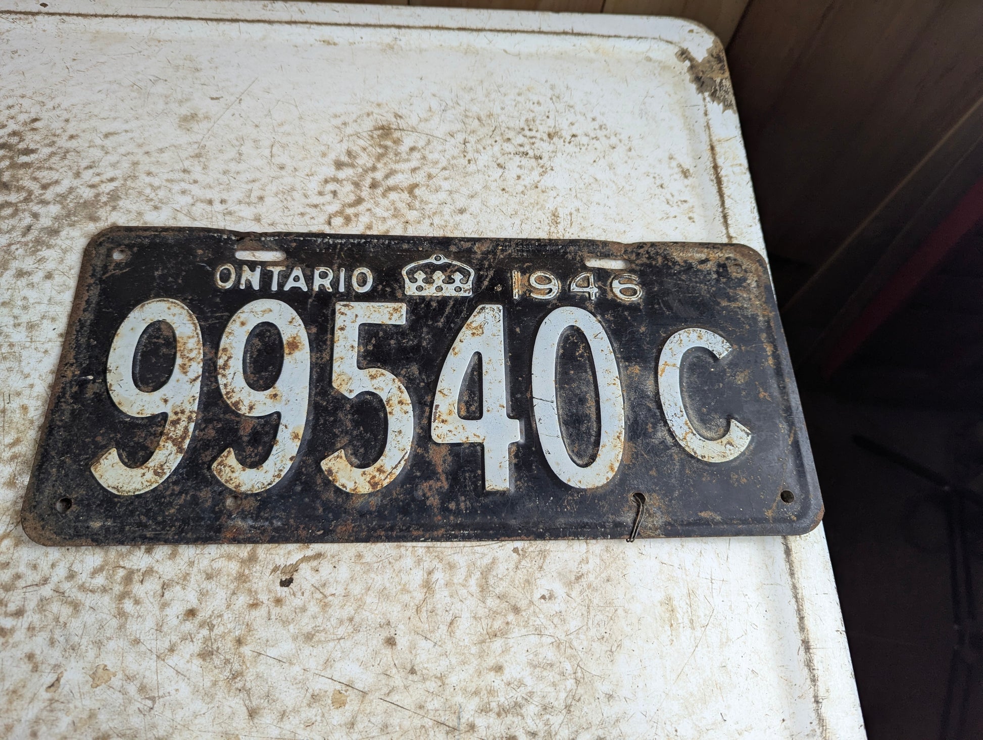 1946 Ontario Commercial License Plate