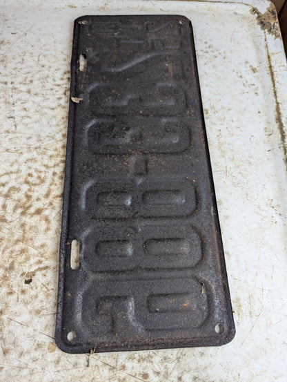 Antique 1925 Ontario Passenger License Plate