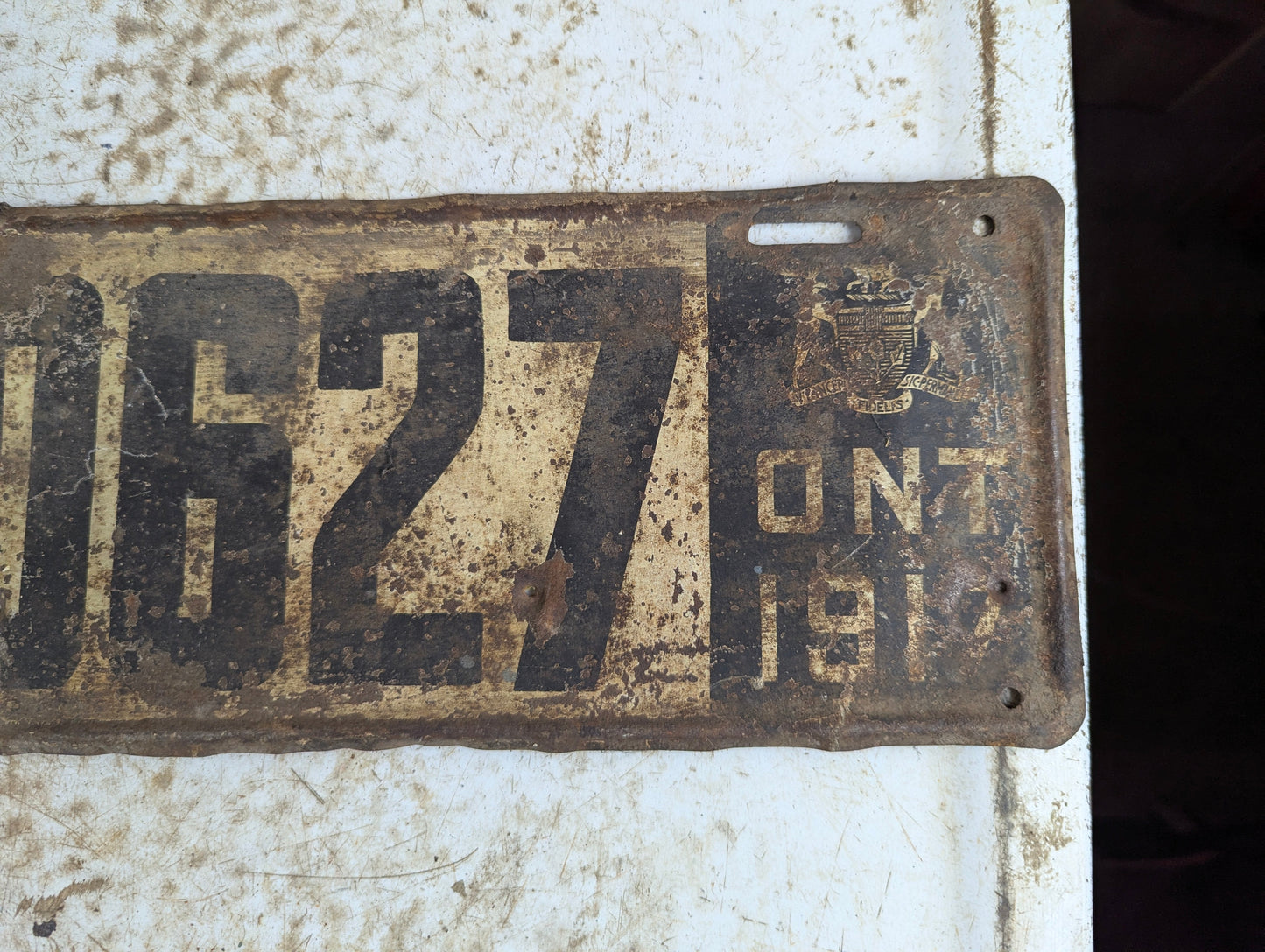 Antique 1918 Ontario License Plate