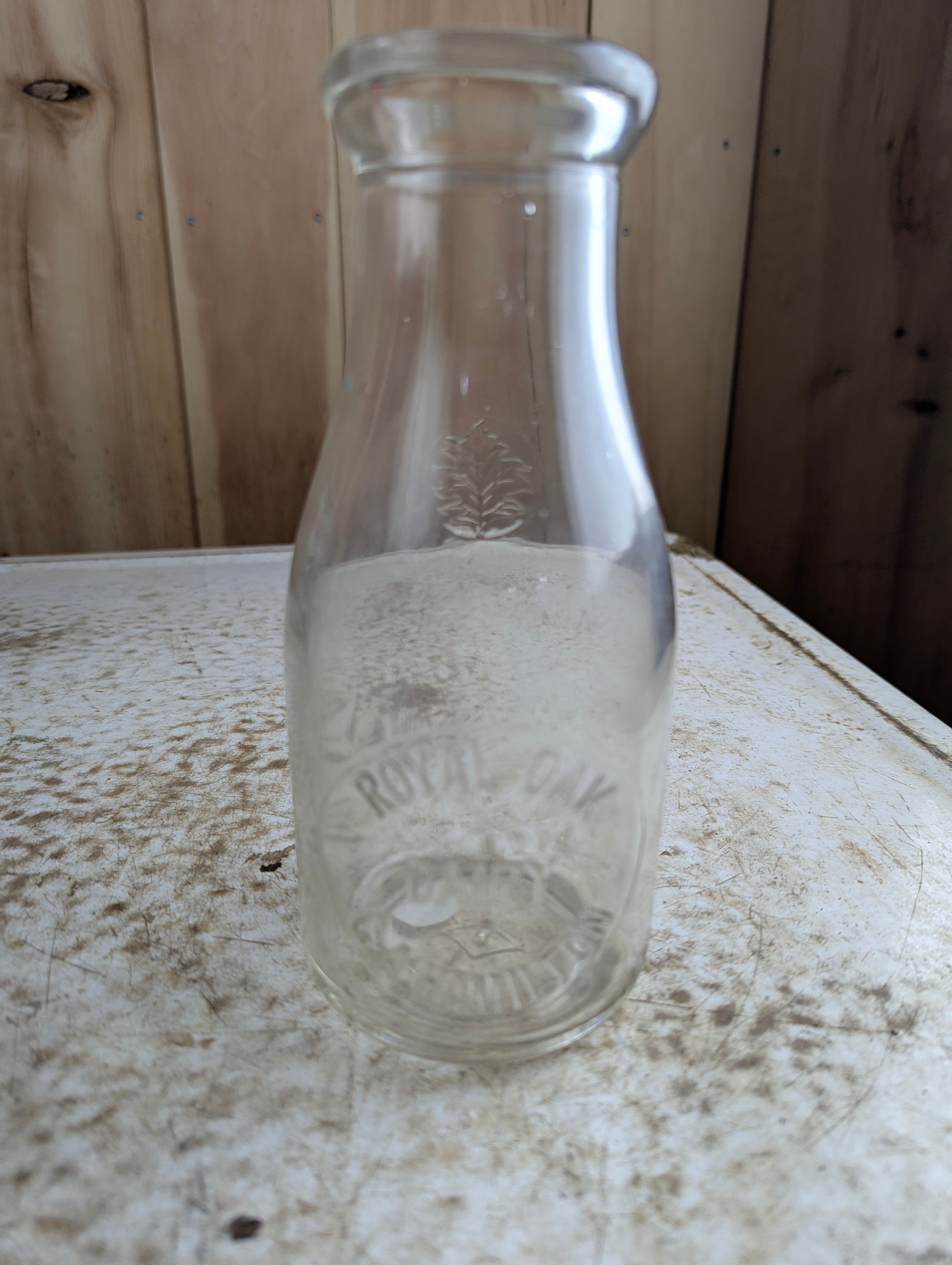 Vintage Royal Oak Dairy Hamilton Embossed Leaf Pint Milk Bottle