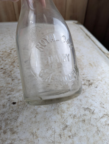 Vintage Royal Oak Dairy Hamilton Embossed Leaf Pint Milk Bottle