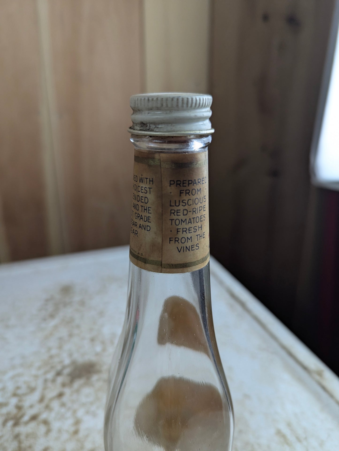 1930s Libby's Tomato Catchup 12oz Ketchup Bottle with Original Label and Cap