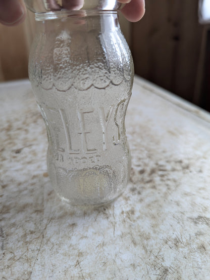 1926 Bireley's Hollywood 6.75oz Embossed Soda Bottle