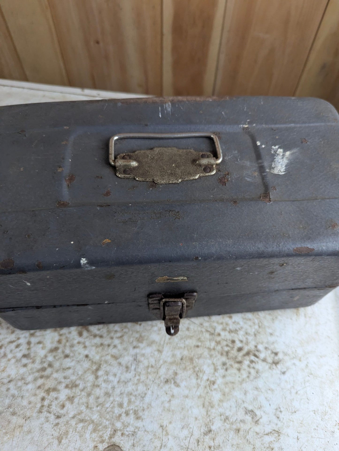 Vintage 14.5" x 7" x 6" Metal Tackle Box