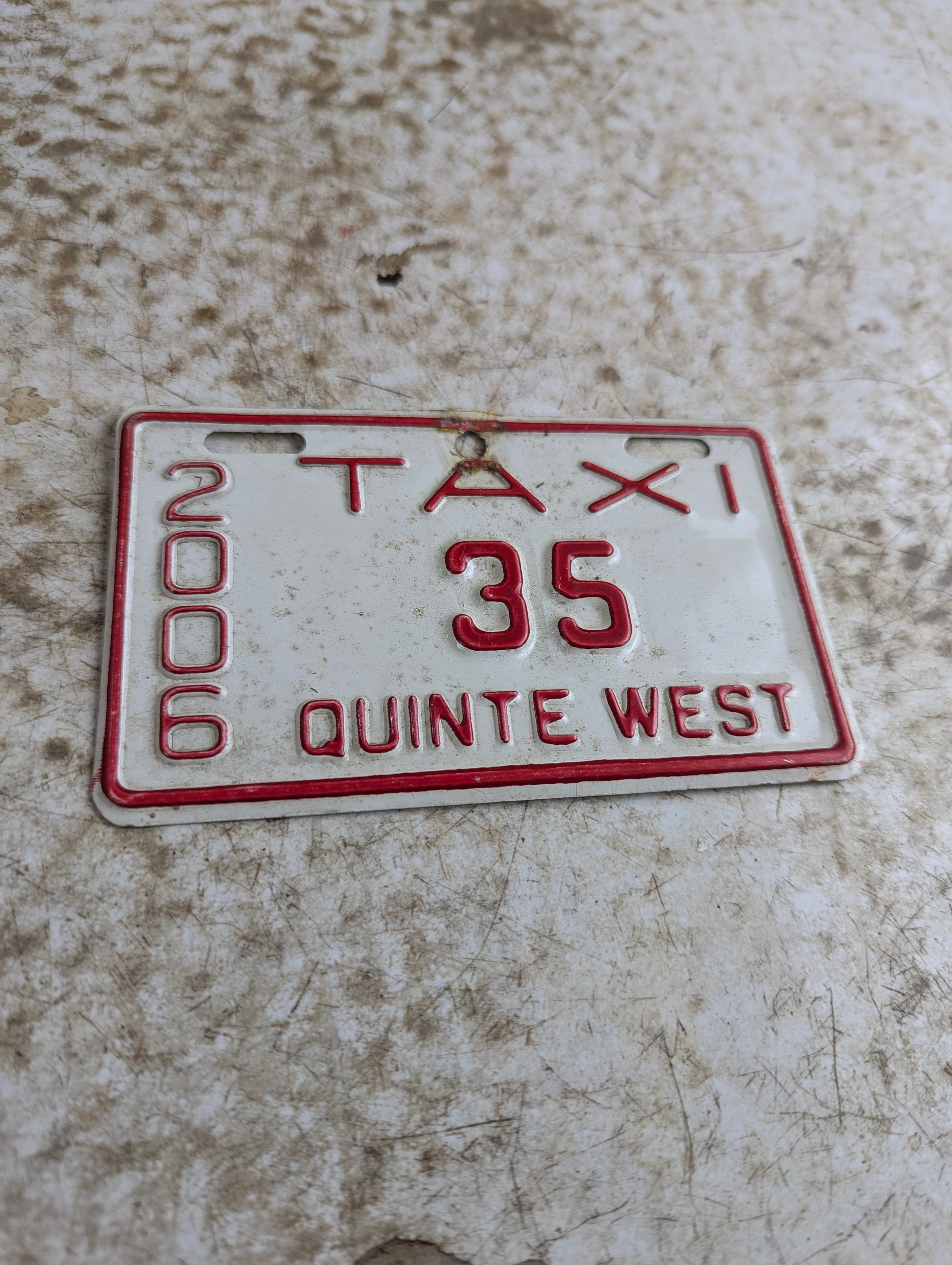 2006 Quinte West Taxi License Plate