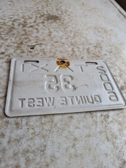 2006 Quinte West Taxi License Plate