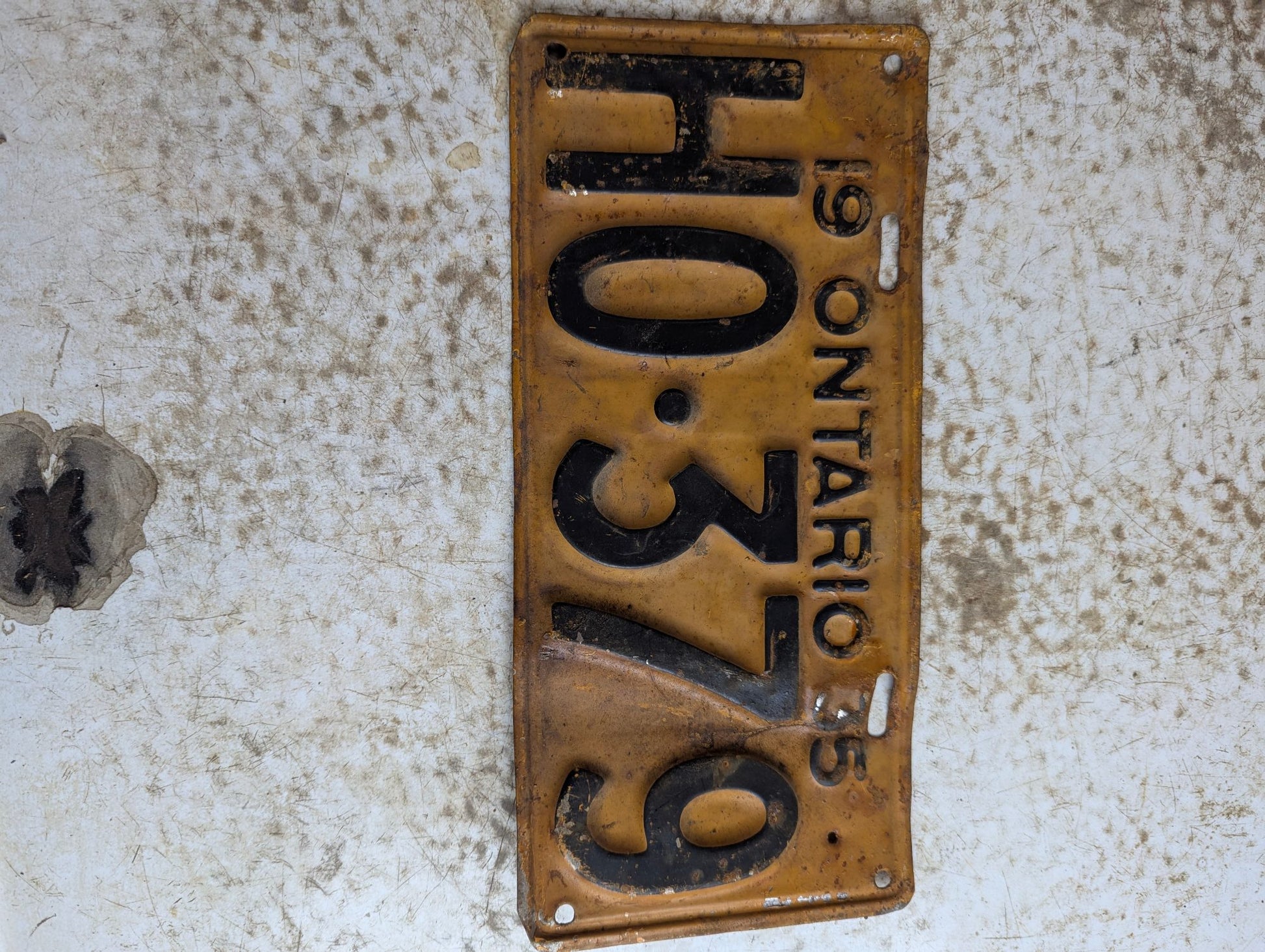 1935 Ontario Passenger Vehicle License Plate
