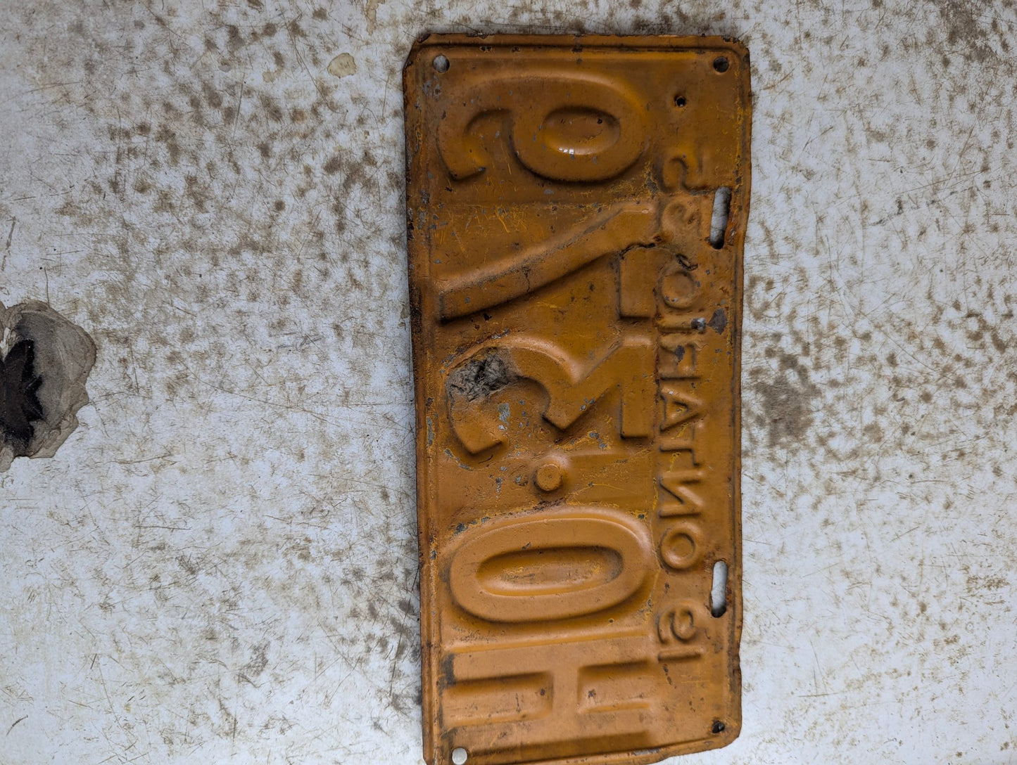 1935 Ontario Passenger Vehicle License Plate