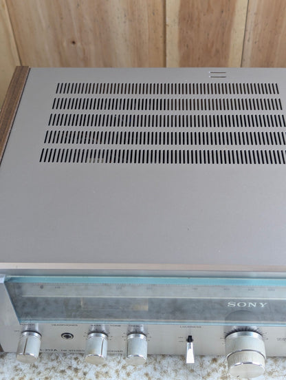 Sony STR-212A AM/FM Stereo Receiver - Working