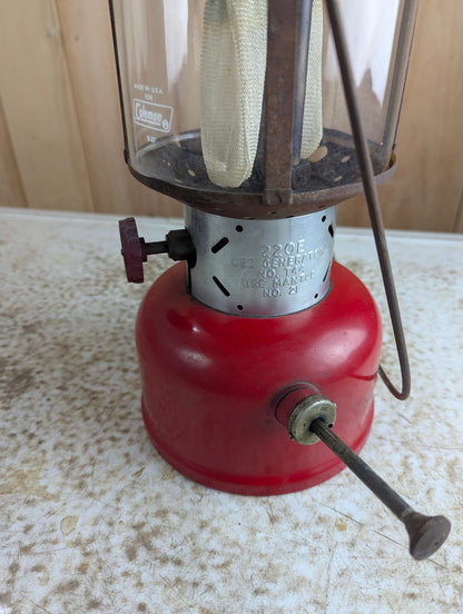 Coleman 220E Dual-Mantle Lantern