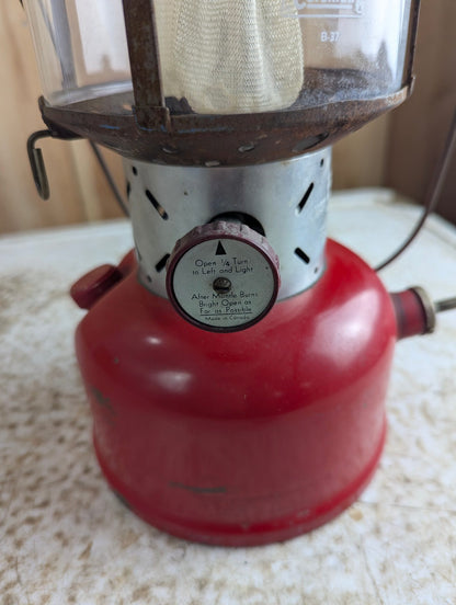 Coleman 220E Dual-Mantle Lantern