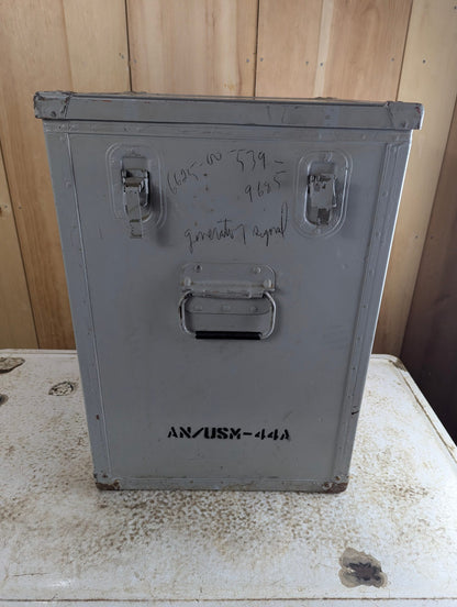 Vintage Metal Navy Military Transit Case 18.5" x 16.5" x 24" AN/USM-44A Signal Generator Case