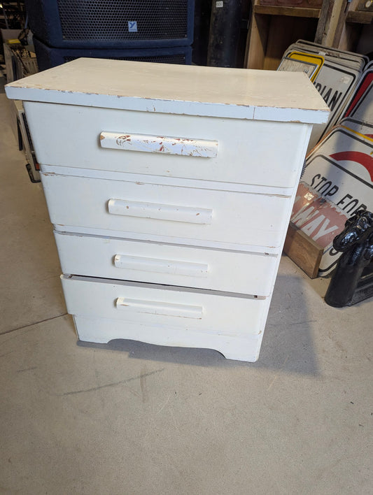 White 4 Drawer Dresser