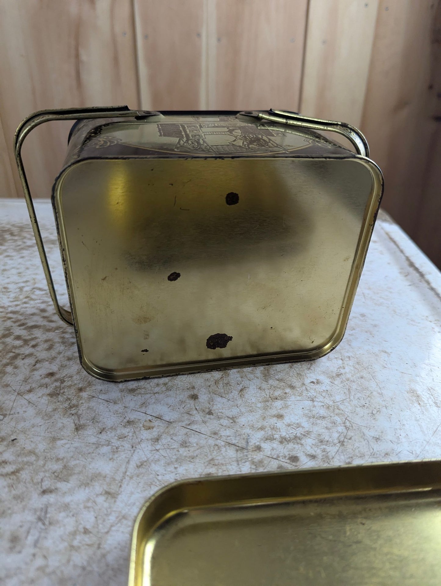 Vintage Black Metal Singer Sewing Machine Storage Tin