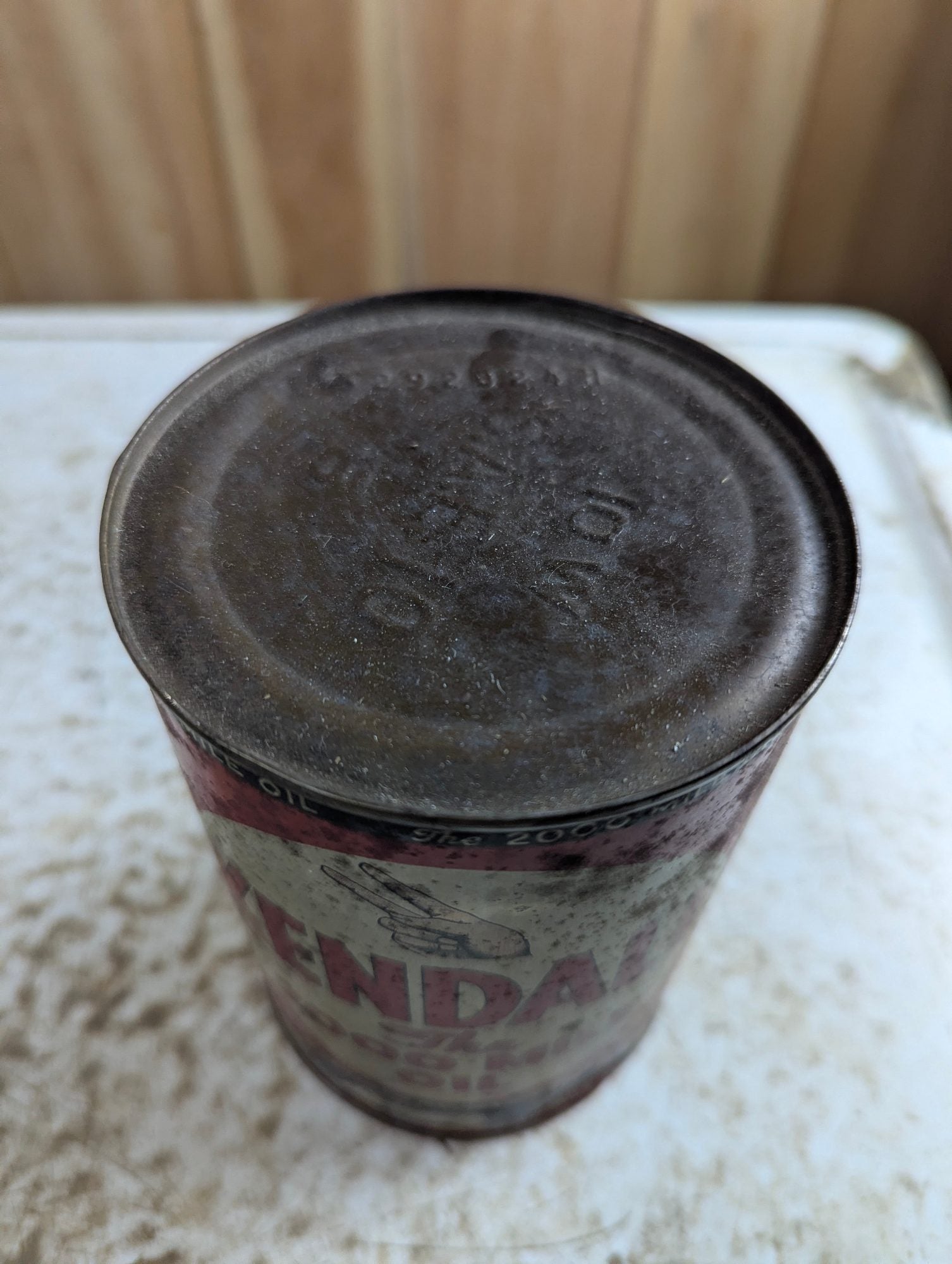 Unopened 1940s Kendall 'The 2000 Mile Oil' 1 US Quart SAE 10 Oil Can