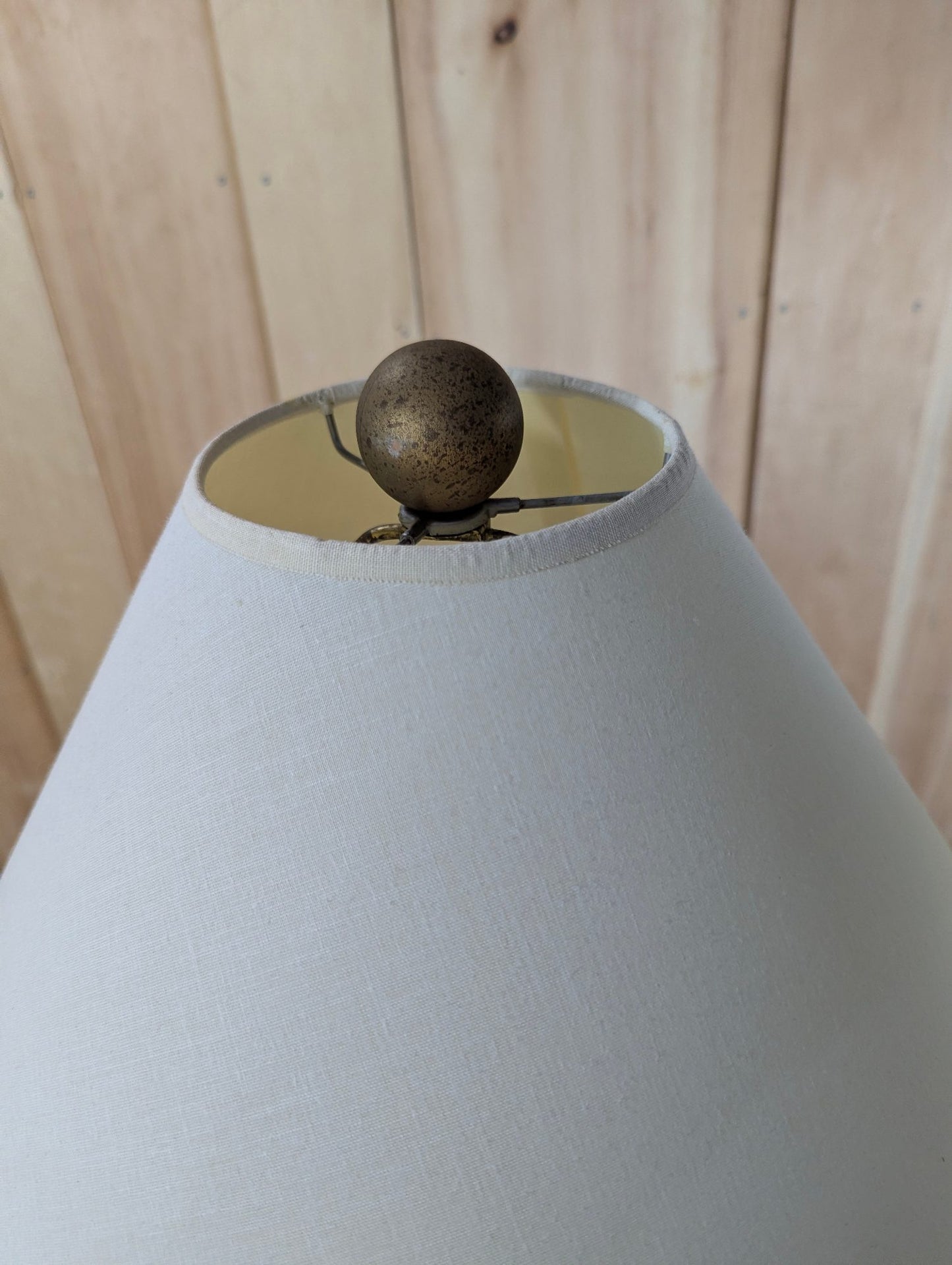 Pair of 32' Table Leaf Motif Lamps with Shades