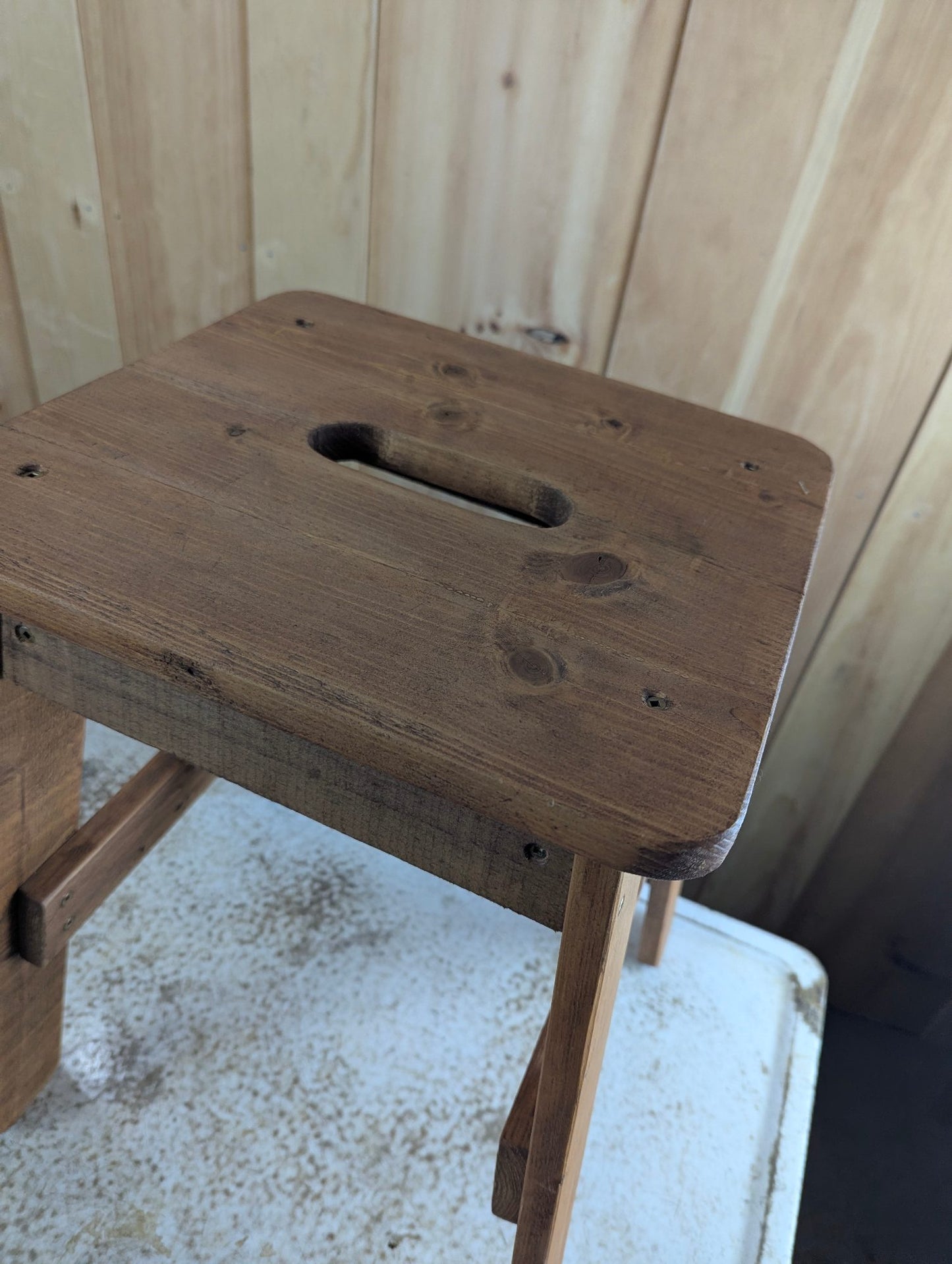 Handmade19.5" Wood Stool