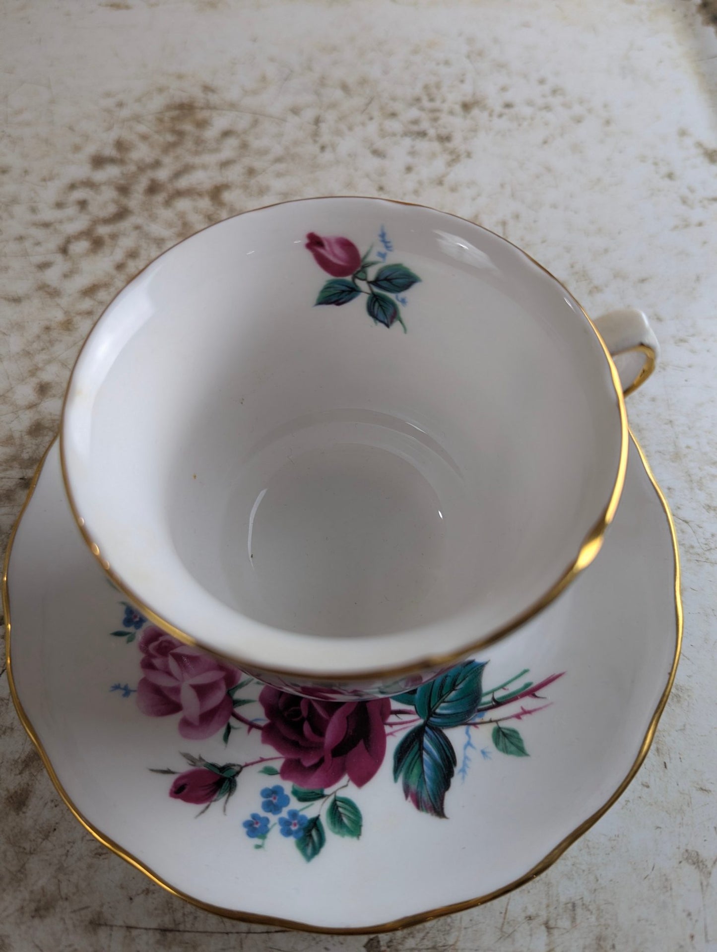 Vintage Queen Anne #8295 Bone China Roses Teacup and Saucer Set