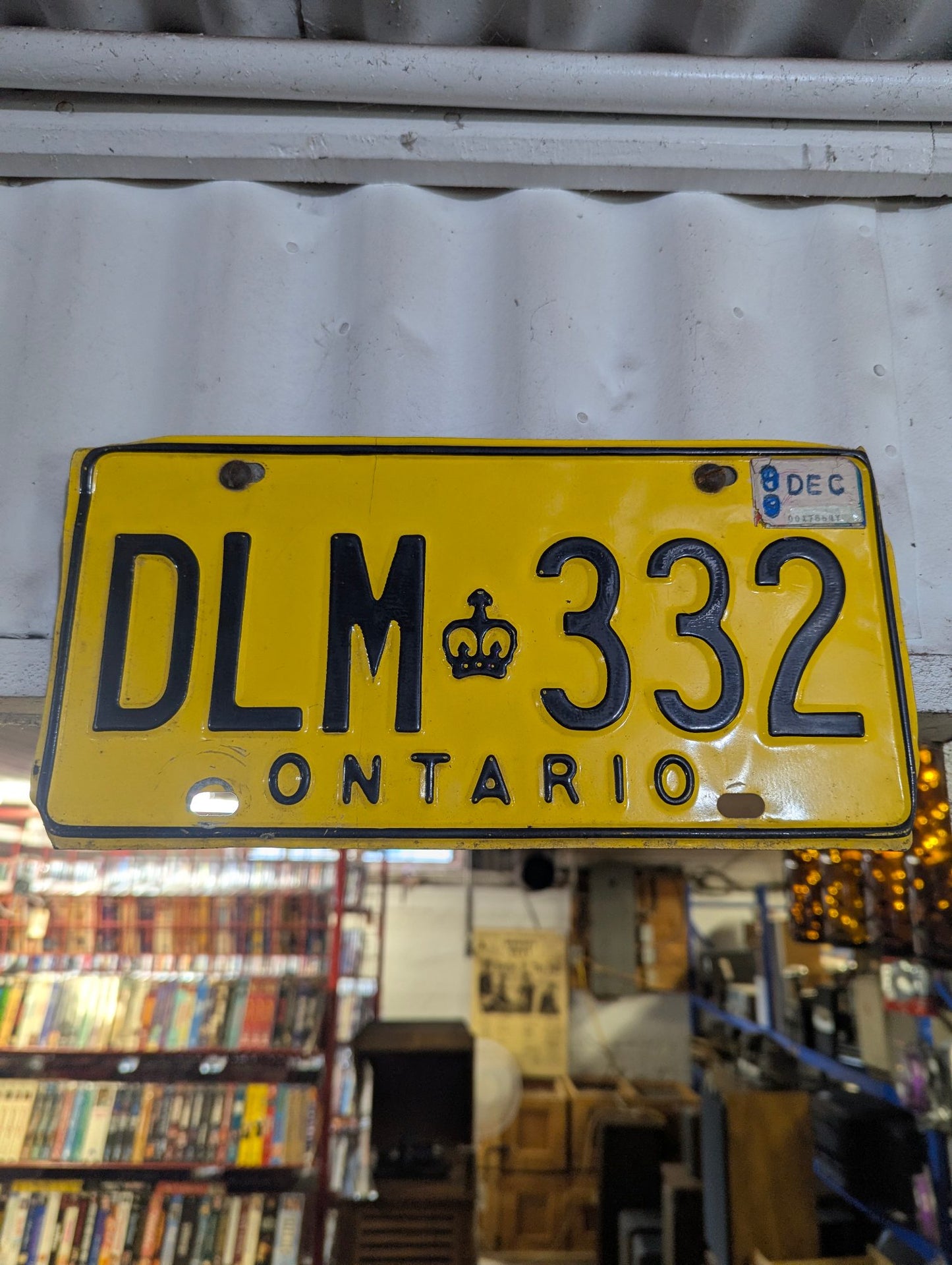 Vintage 1980s Yellow Ontario Dealer Service License Plate in Original Carrier