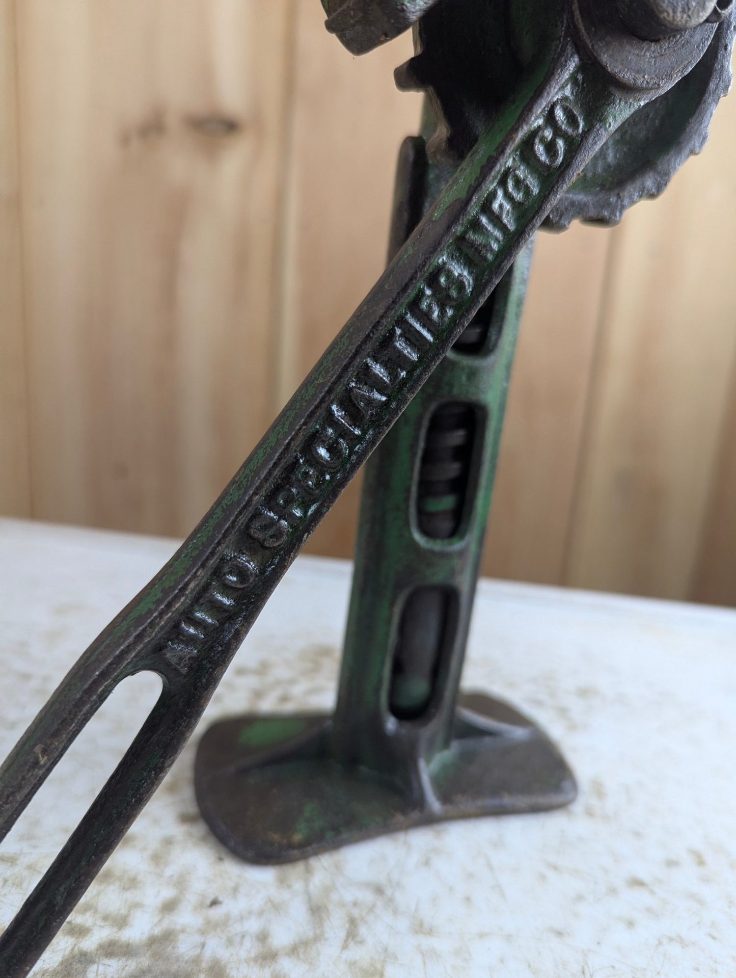 Antique Cast Iron Auto Specialties SJ10 Screw Jack