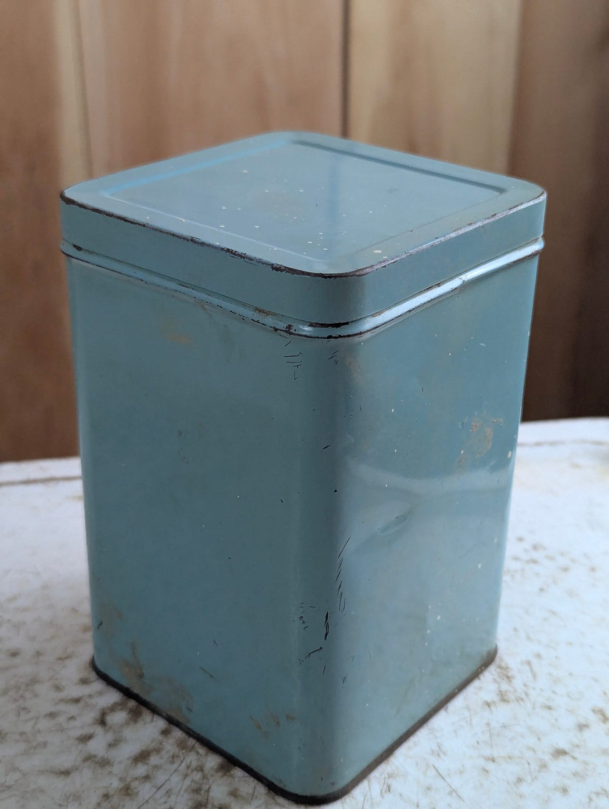Vintage Blue Golden Tea 1lb Metal Tin