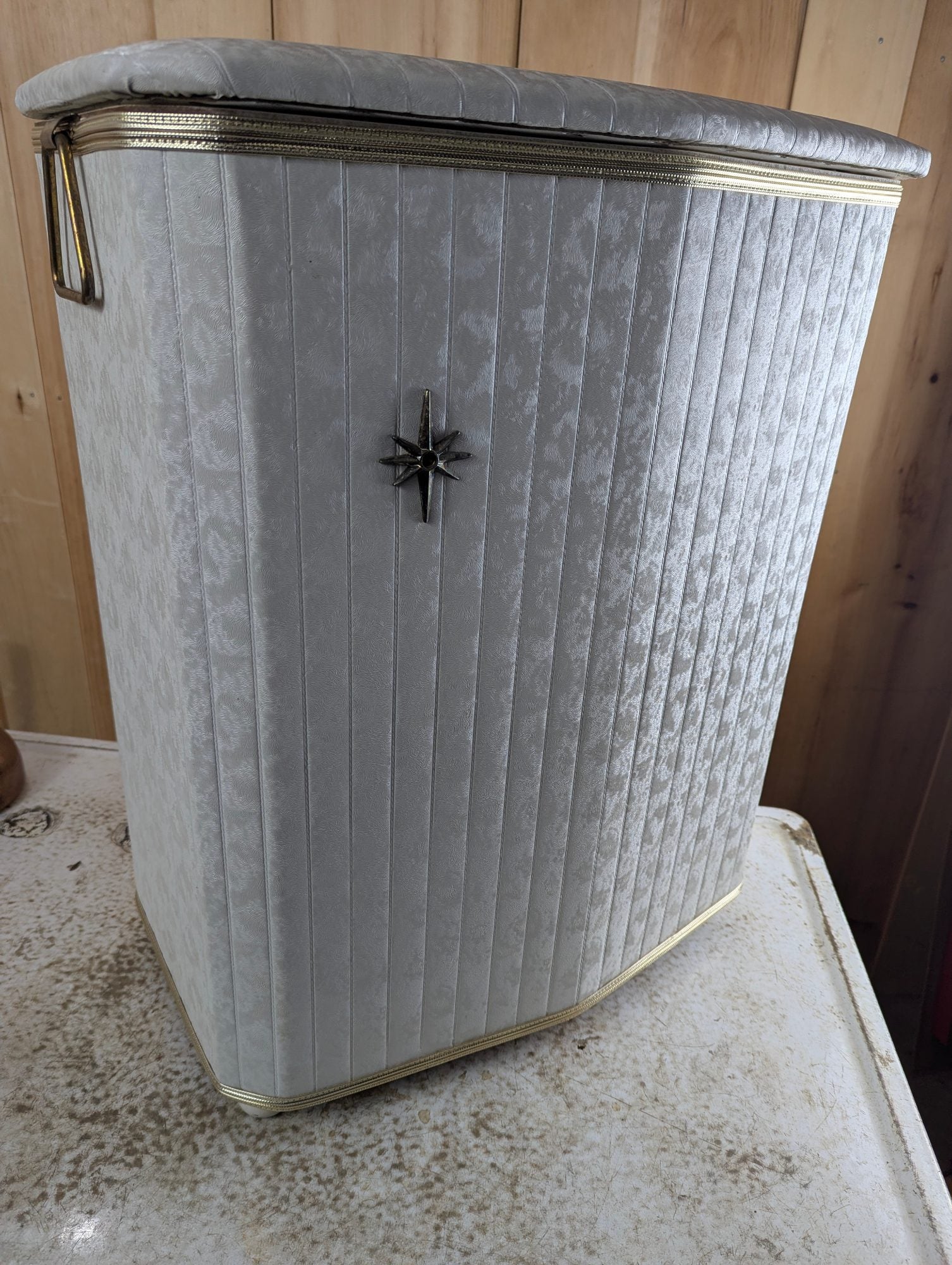 Vintage Clothes Hamper with Handles and Lid