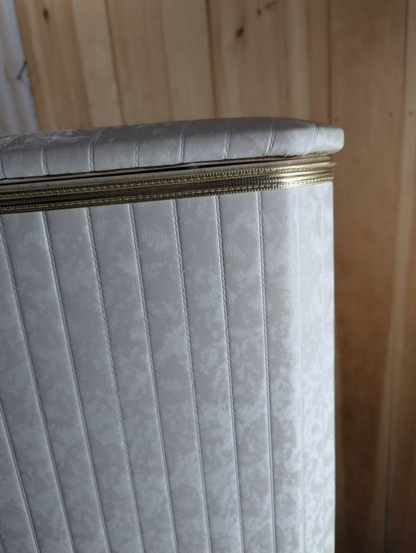 Vintage Clothes Hamper with Handles and Lid