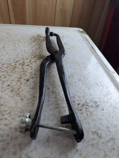 Vintage Cast Iron Ball and Ring Shoe Stretcher Leatherworking Tool