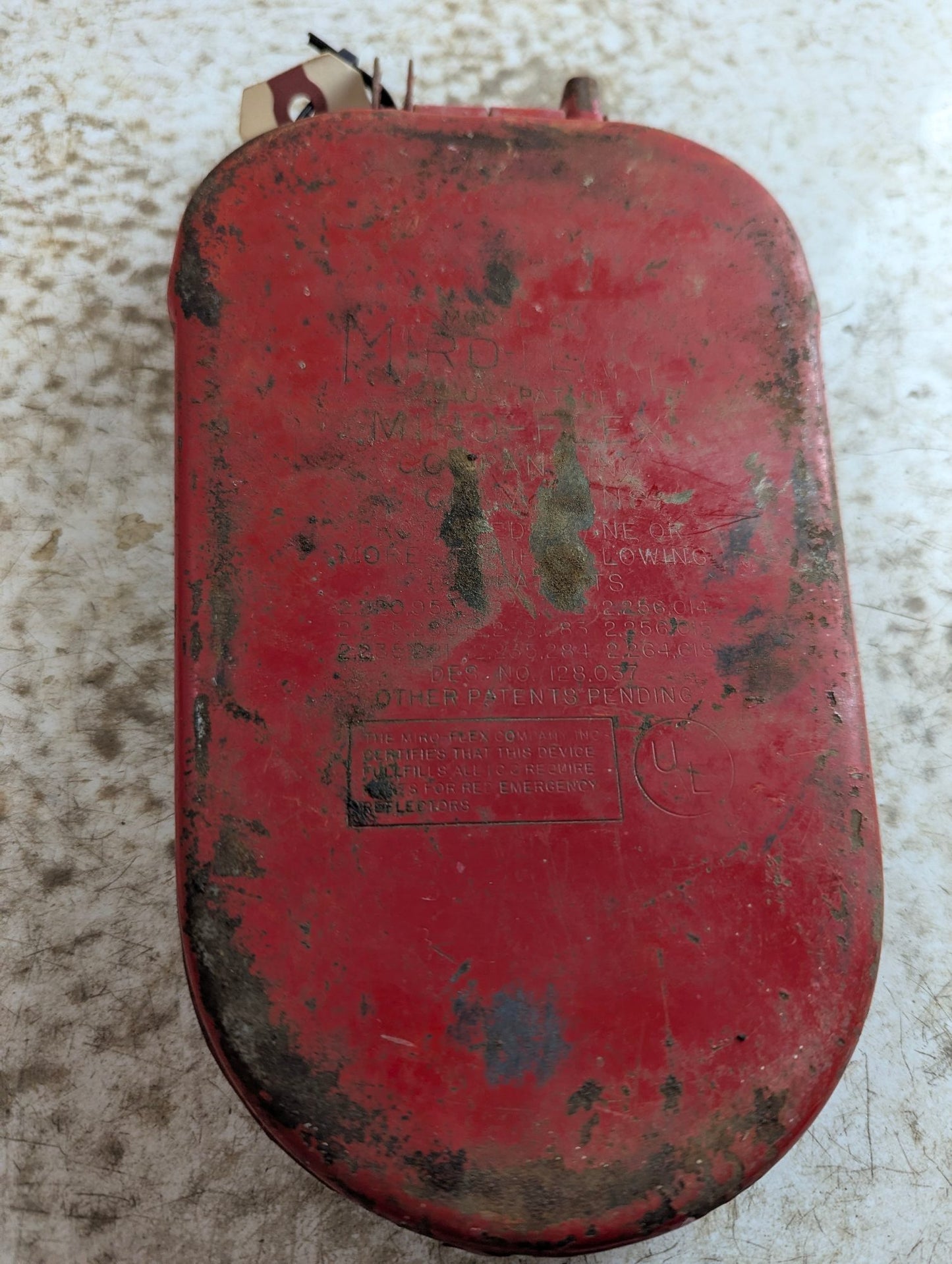 Vintage Miro-Flare Roadside Automotive Emergency Reflector