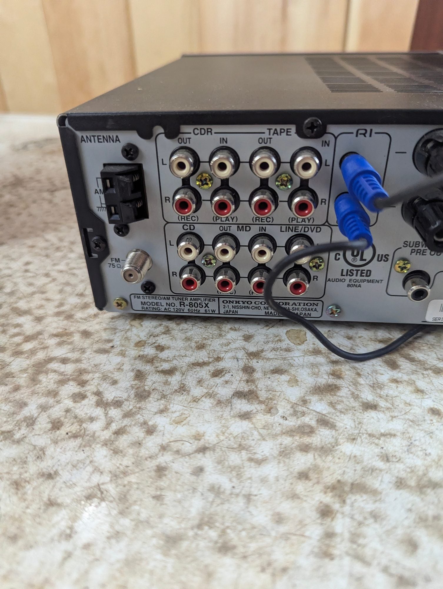 Onkyo R-805X Stereo System with Receiver and Bookshelf Speakers - tested working