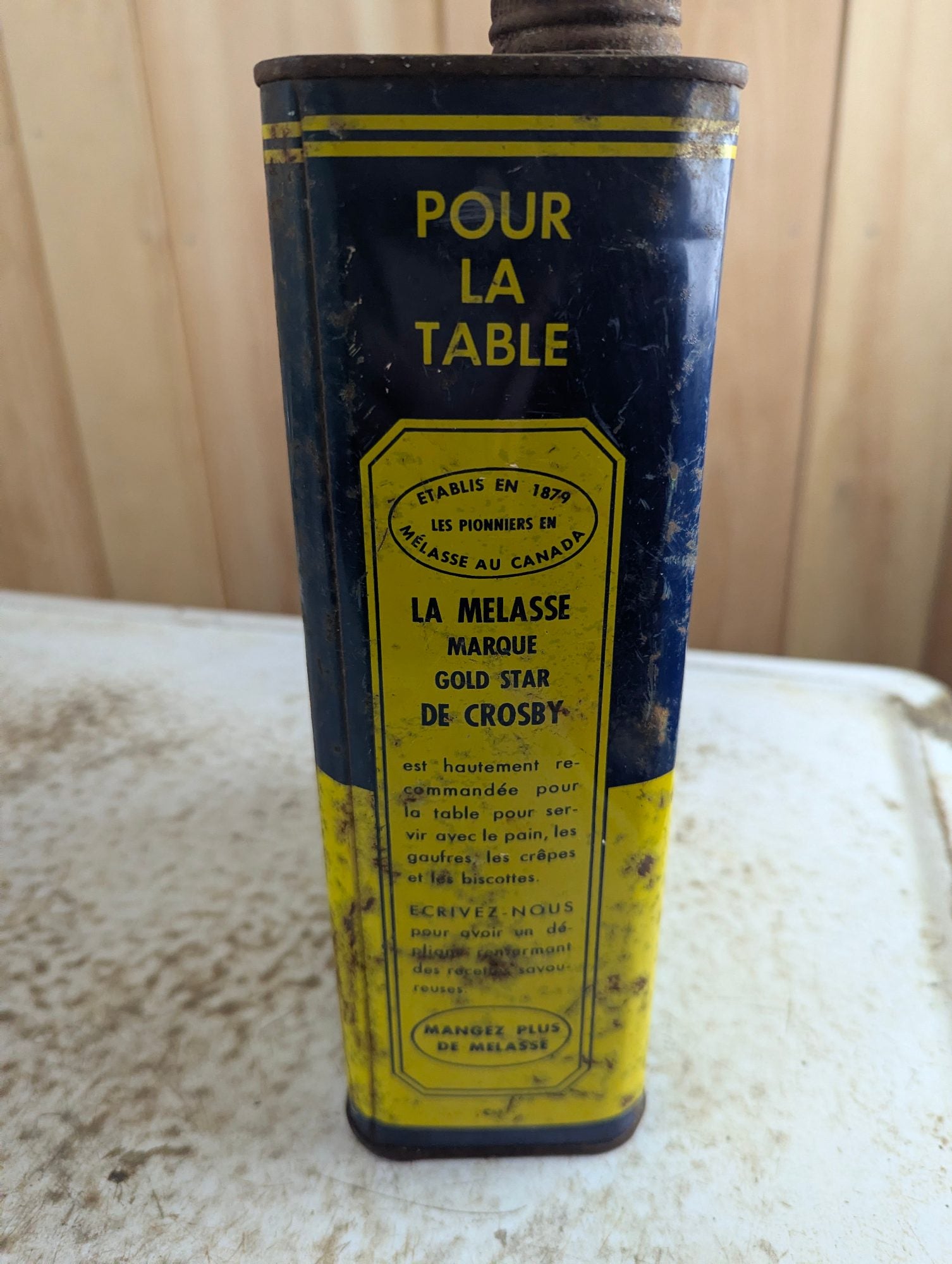 Vintage 175 Ounce Crosby's Gold Star Molasses Tin
