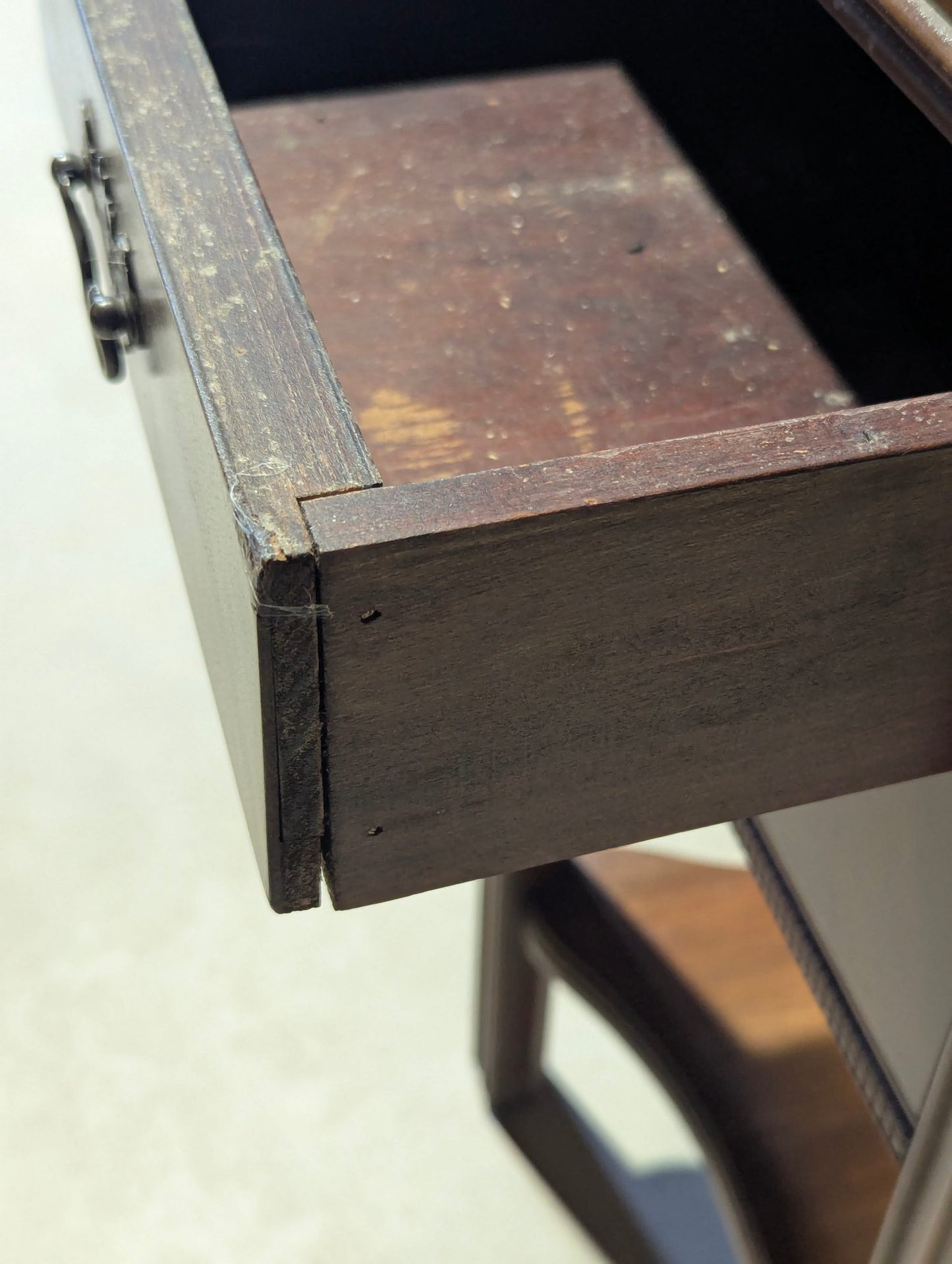 Vintage Pie Crust 2-Drawer Side Table 14" x 21" x 26"H