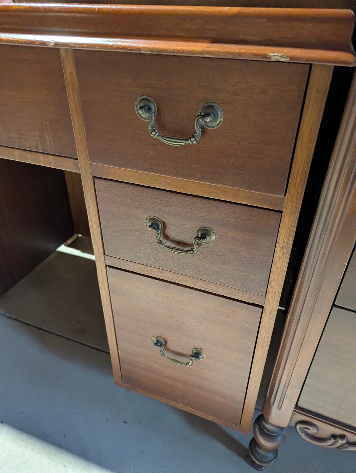 Vintage Wood 7 Drawer Kneehole Desk