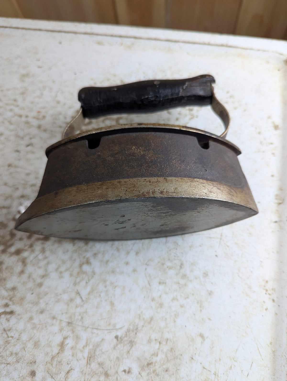 Antique American Gas Machine Co. Sad Iron