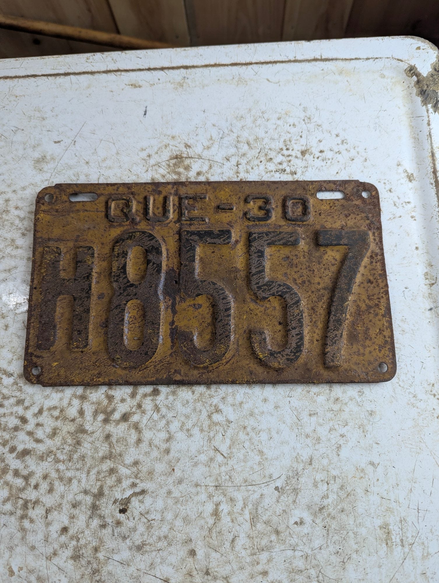 1930 Quebec Commercial Vehicle License Plate