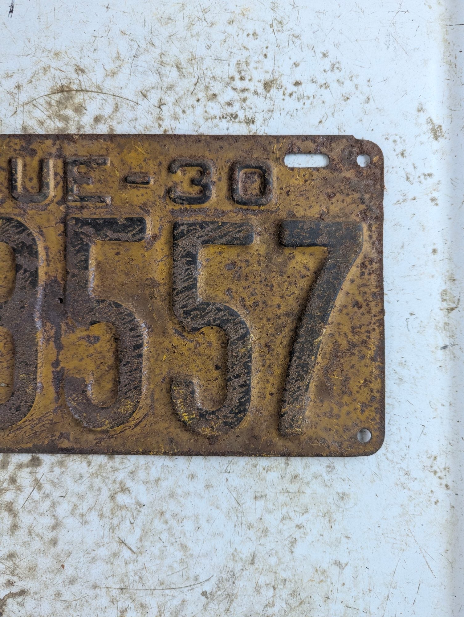 1930 Quebec Commercial Vehicle License Plate