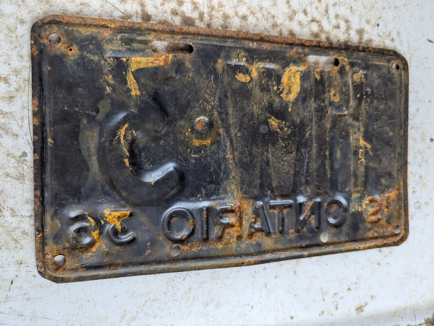1936 Ontario Passenger Vehicle Short License Plate 'HW3'