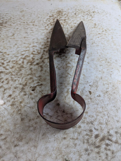 Antique Metal Sheep Shears