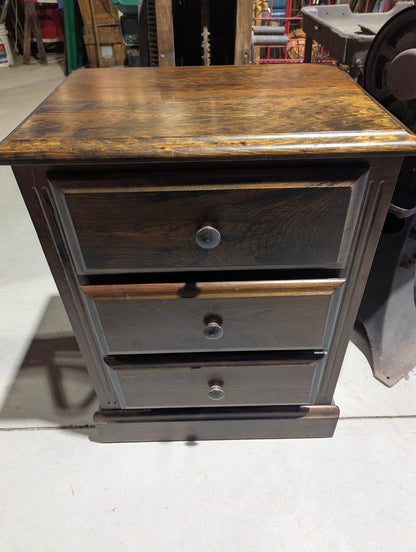 Small Pine 3 Drawer Dresser 24" x 17" x 31"H