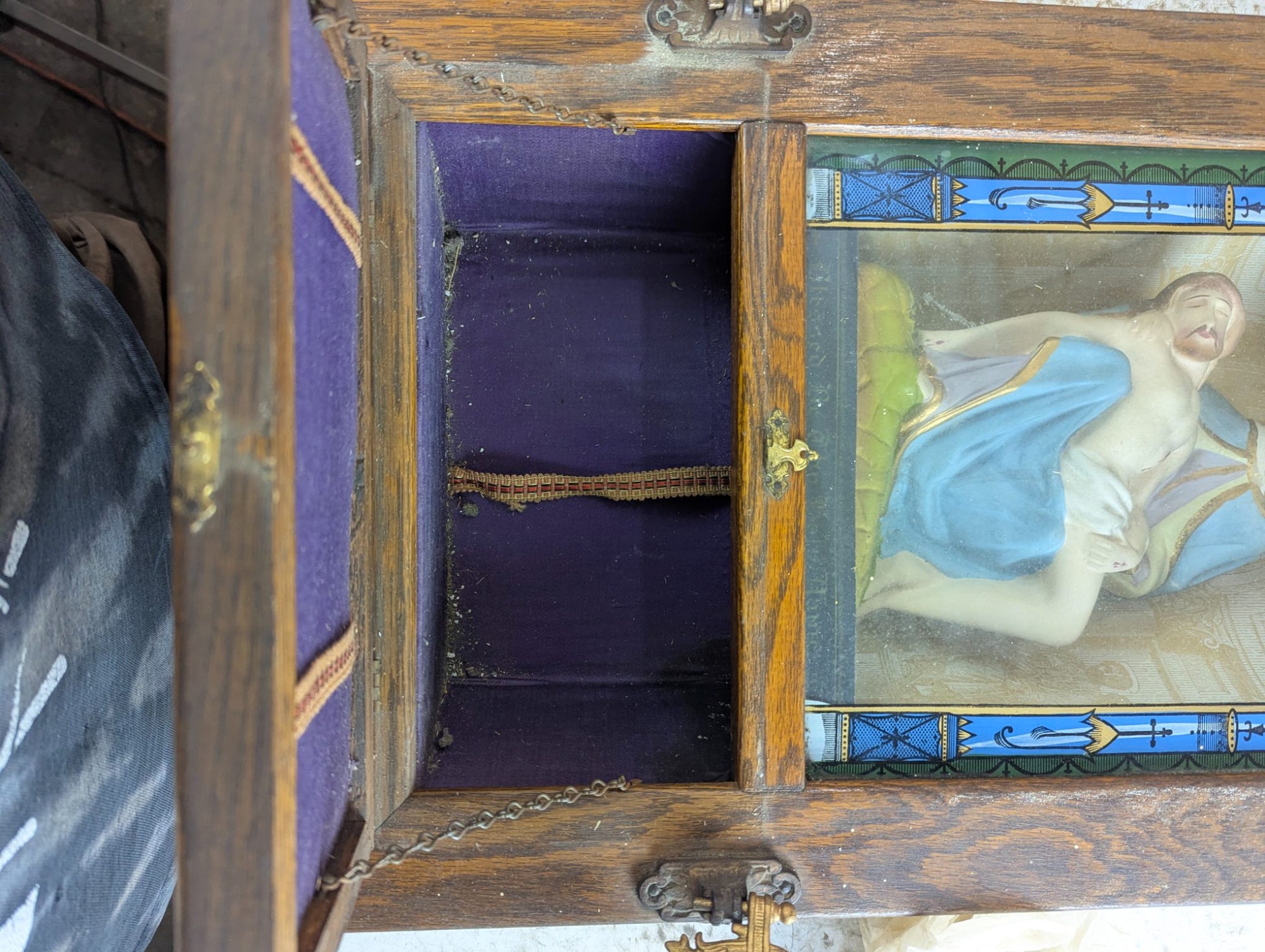1909 Catholic Last Rites Sick Call Set Wall Altar